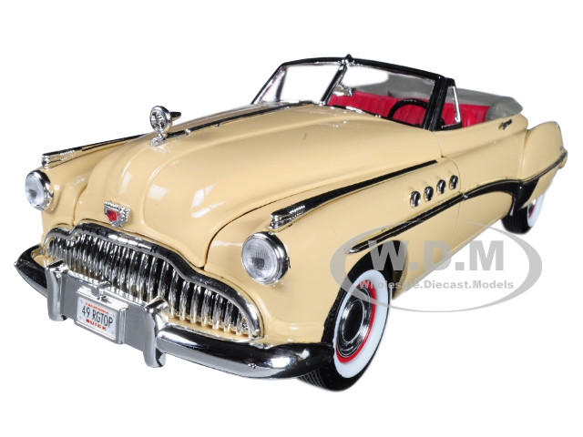Bandai Model Gundam Rg - 1949 Buick Roadmaster Cream with Red