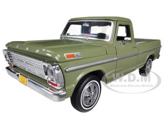 Bandai Model Gundam Rg - 1969 Ford F-100 Pickup Truck Green