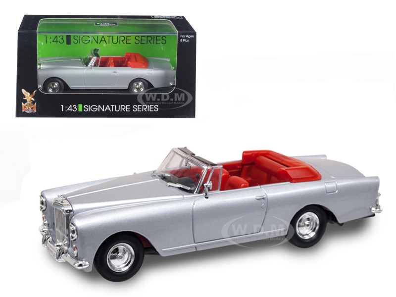 Bandai Model Gundam Rg - 1961 Bentley Continental S2 Park Ward