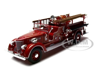 Bandai Model Gundam Rg - 1939 Packard Fire Engine Truck Red