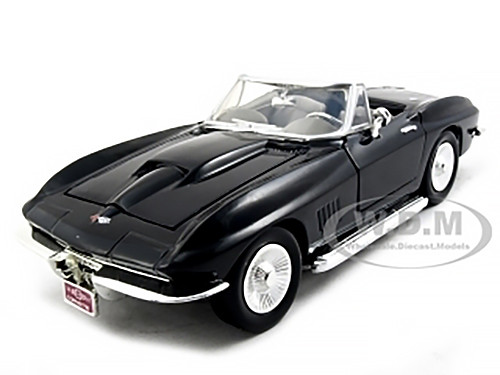 Bandai Model Gundam Rg - 1967 Chevrolet Corvette Convertible Black 1/24
