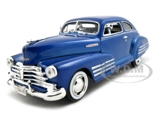 Bandai Model Gundam Rg - 1948 Chevrolet Aerosedan Fleetline Blue 1/24