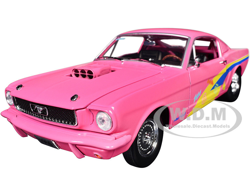 Bandai Model Gundam Rg - 1966 Ford Mustang Fastback 2+2 Pink