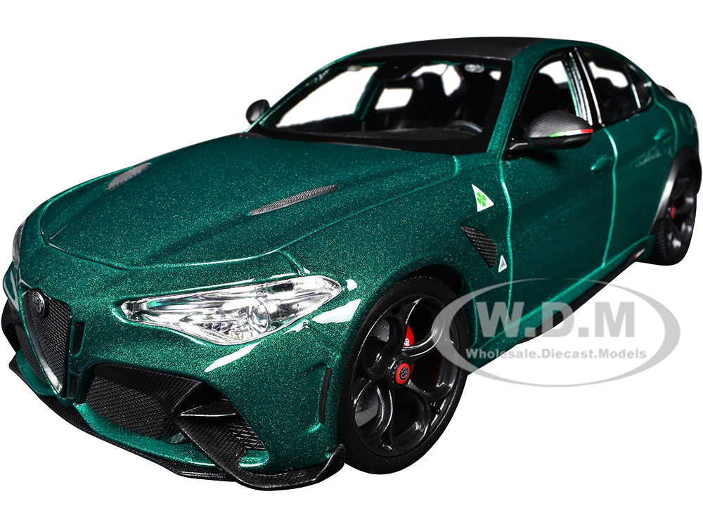 Bandai Model Gundam Rg - Alfa Romeo Giulia GTA Green Metallic