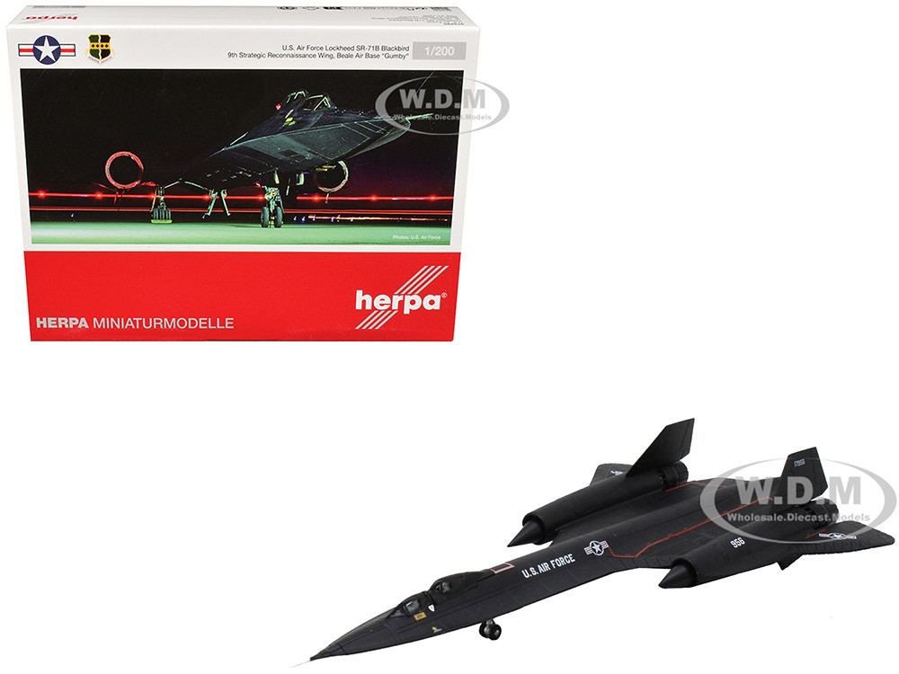 Bandai Model Gundam Rg - Lockheed SR-71B Blackbird Stealth Aircraft 
