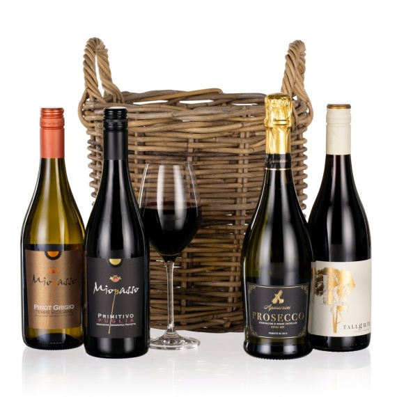 Funko Pop Protector - Four Wines in Wicker