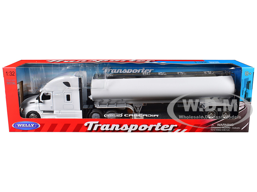 Bandai Model Gundam Rg - Freightliner Cascadia Truck White with White
