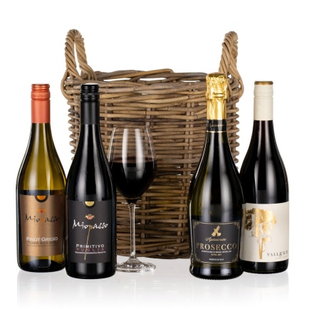 Four Wines in Wicker - Funko Pop Protector review and price